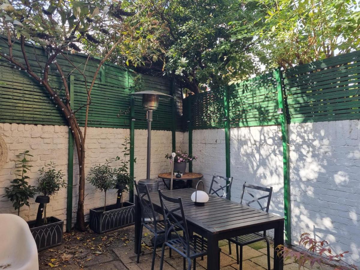 Live Like A Celebrity On Millionaire's Row Londra