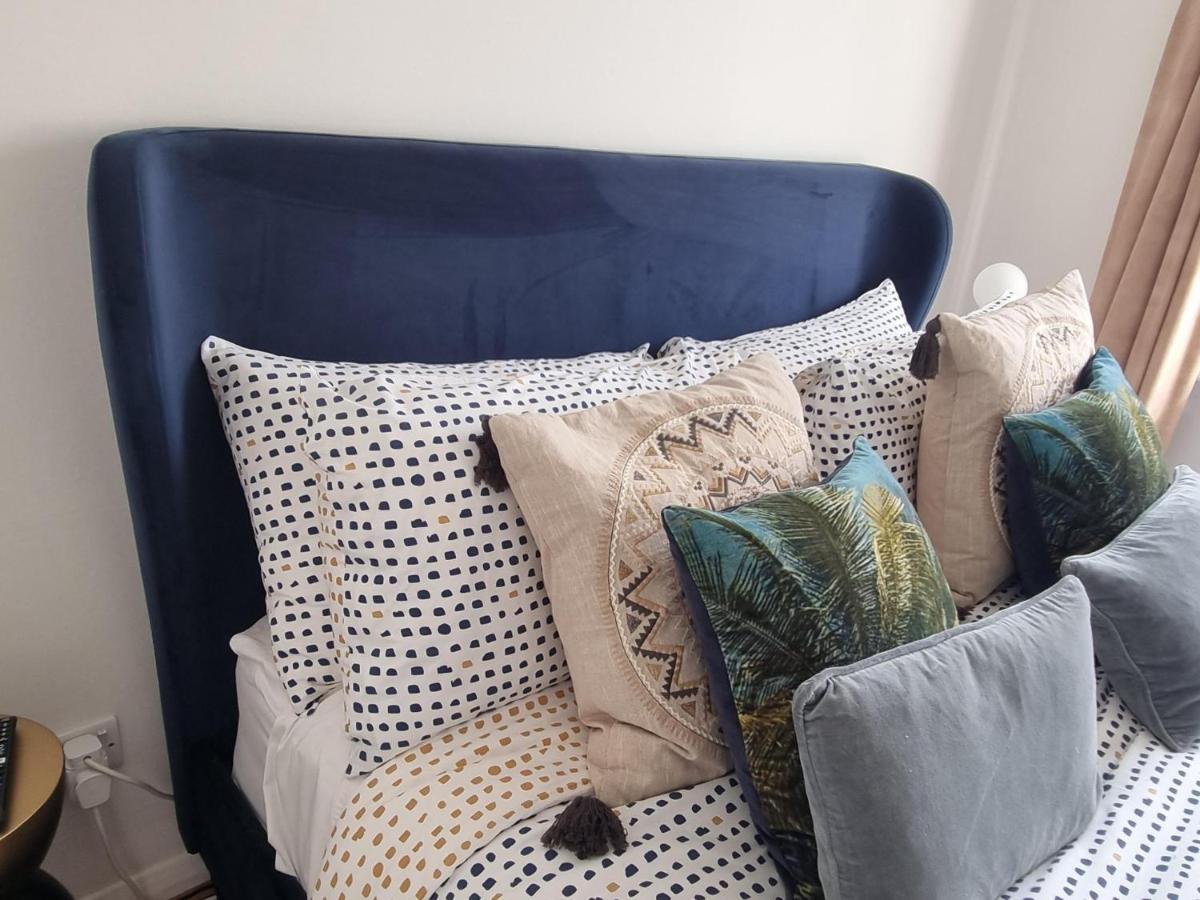Gazde/Camere de închiriat Live Like A Celebrity On Millionaire's Row Londra