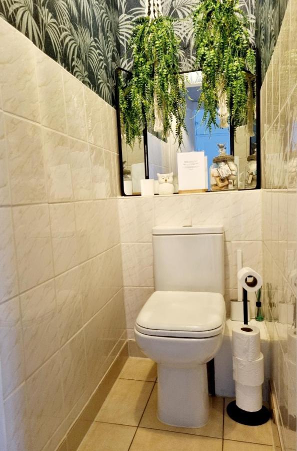Live Like A Celebrity On Millionaire's Row Gazde/Camere de închiriat Londra